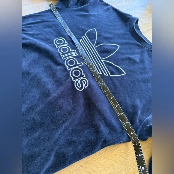 Adidas Navy Velvet Crewneck - Picture 6 of 13
